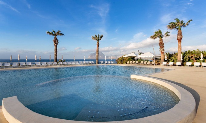 Tonnara di Bonagia Hotel | Relax at La Tonnara di Bonagia Resort: Family-Friendly Getaway