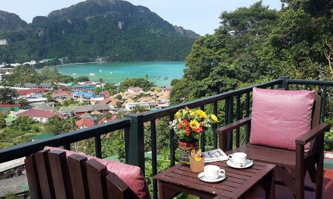 Ko Phi Phi Resort | Oceanfront Bliss at Phi Phi Arboreal Resort