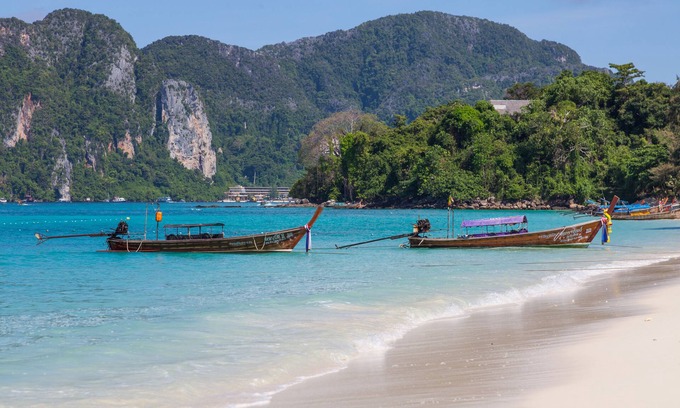 Ko Phi Phi Hotel | Discover Phi Phi Long Beach Resort & Villa with Pool Access