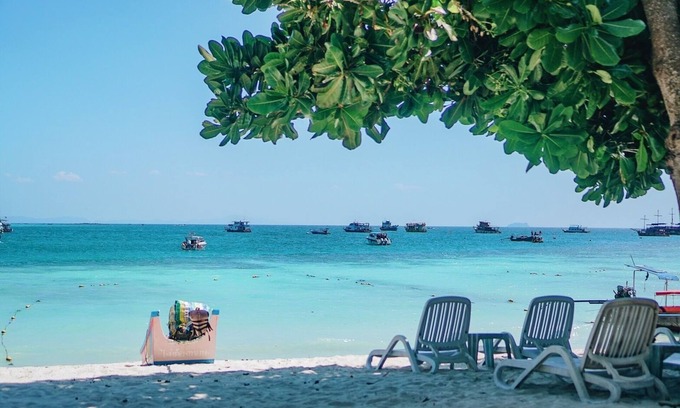 Ko Phi Phi Hotel | Relax at Phi Phi Nice Beach Resort with Ocean Views