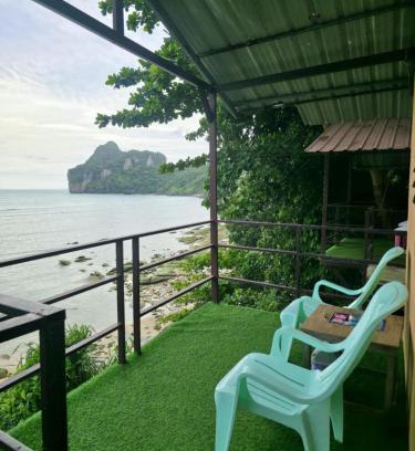Ko Phi Phi Hotel | Budget-Friendly Retreat at Phi Phi Seaside Bungalow