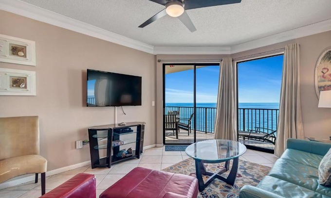 Orange Beach House | Beautiful Holiday Homes in AL, USA with Oceanfront Views