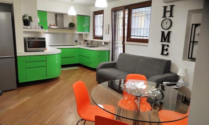 Vomero Apartment | Outstanding Phoenix House: 4-Star, Pet-Friendly Retreat