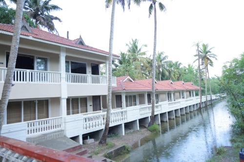 Poovar Hotel | Relax at Phoenix Island Resort Poovar with Family-Friendly Perks