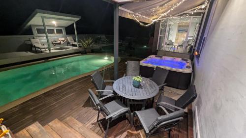 Port Macquarie Apartment | Pet-Friendly Phoenix Oasis with Private Pool & Spa