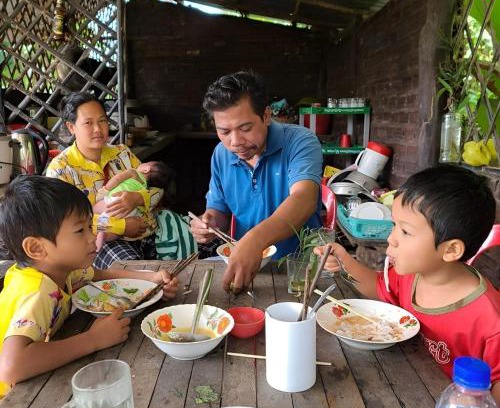 Puok House | Highly Rated Phonluer Angkor Homestay with Great Amenities