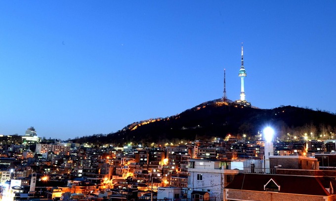 Yongsan-gu House | Cozy PhotoPark Retreat on Yongsan's 2nd Floor