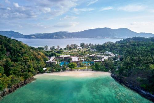 Patong Resort | Discover Phuket Marriott Resort & Spa at Merlin Beach