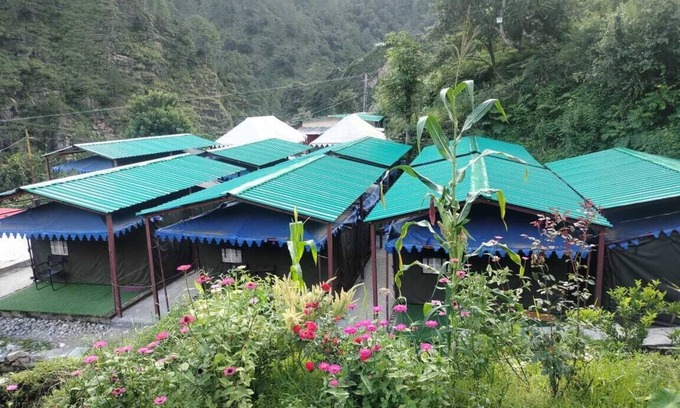 Sitapur Hotel | Phulwari Resort: Guest Rated 10/10 with Breakfast Included