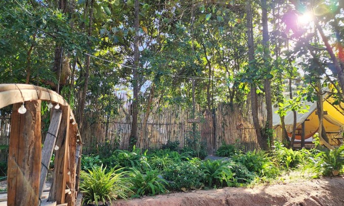 Dang Tong Resort | Discover Phum Chas: Family-Friendly with Breakfast Included