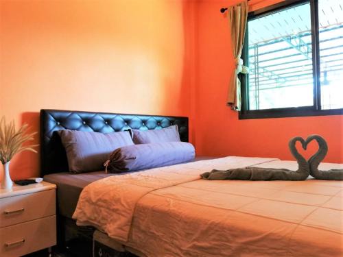 Khok Kloi Resort | Relax at Phurafa Resort with Pool & Child-Friendly Fun