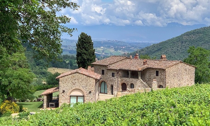 Greve in Chianti House | Discover Pié Vecchia: Villa & Barn in Greve with Pool