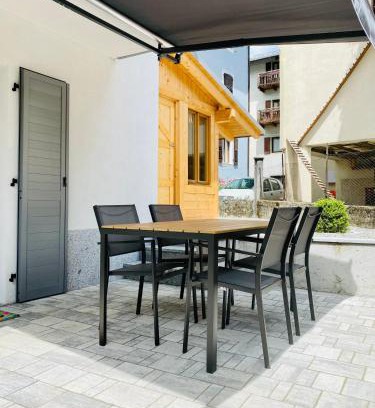 Carisolo Apartment | Piano terra con esterno privato vicino a Pinzolo