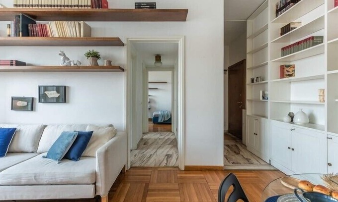 Porta Tenaglia Apartment | Piazzale Biancamano 2 - Cozy and bright apartment with a wiew
