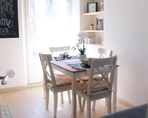 Vanchiglietta Apartment | Discover Piccola Casa Blu: Top-Rated Family-Friendly Stay