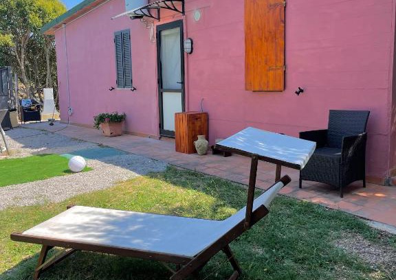 Orbetello House | Cozy Piccola Dimora: Pet-Friendly Retreat with Pool
