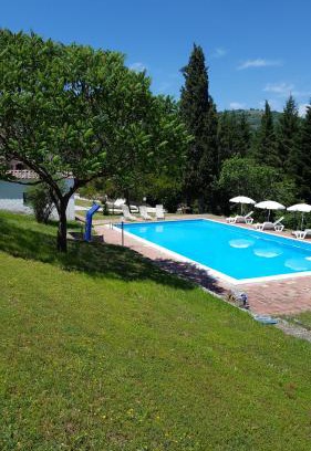 Valfabbrica House | Idyllic Piccoli Sogni: 4-Star Oceanfront Retreat