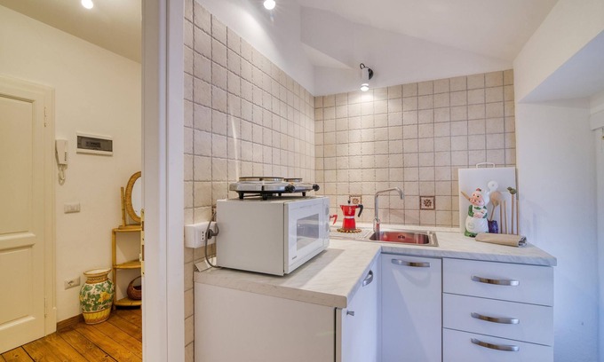 Vedasco Apartment | Discover Piccolo Mondo Antico with Breathtaking Views