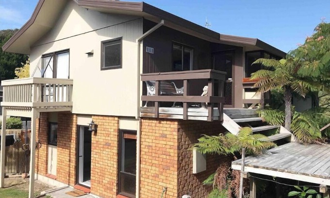 Havelock North House | Oceanfront Retreat at Piccolo Paradiso, Havelock North