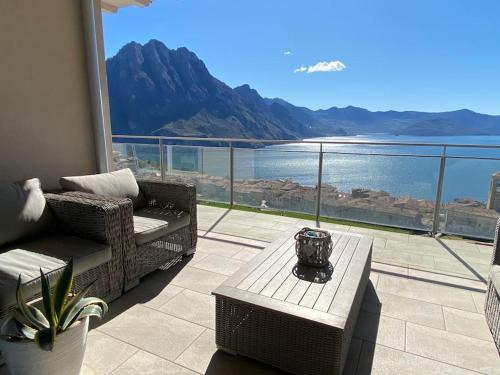 Zorzino Apartment | Tranquil Lake View Retreat with Private Pool & Pet-Friendly