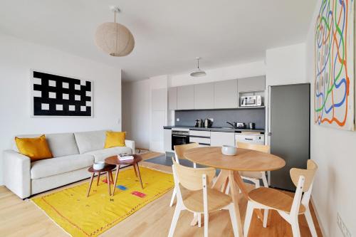 Clichy Apartment | Explore Pick A Flat's Terrace Apartment in Clichy