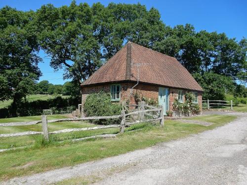 Rye House | Exceptional Stay at Pickdick Stable - 5-Star Family Retreat
