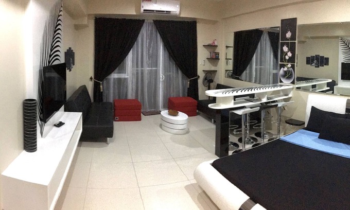 Nasugbu Apartment | Oceanfront 1BR Condo at Pico de Loro Cove for Families