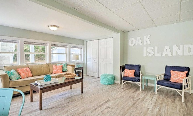 Tranquil Harbour House | Cozy Duplex Unit Steps from the Beach with Ocean Views