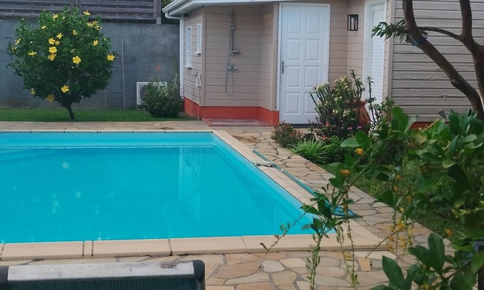 Le Carbet Bed & Breakfast | Ideal Retreat to Explore the North Caribbean with Ocean View