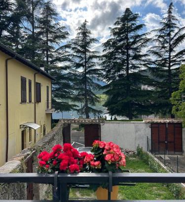 Piediluco Apartment | Piediluco House - La Casa di Caio