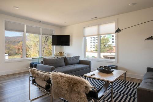Batesville Apartment | Explore Piedmont Place Suite 304 - Perfect for Families!