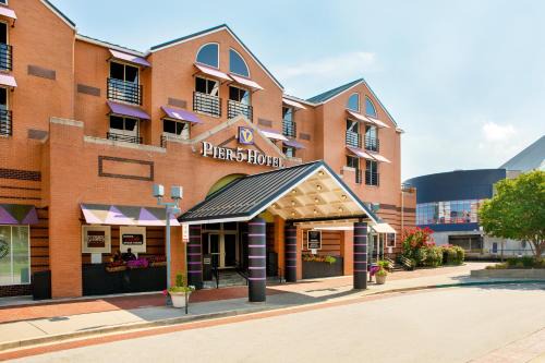 Inner Harbor Hotel | Discover Pier 5 Hotel Baltimore: Pet-Friendly Comfort Awaits