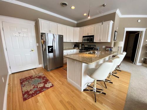 St Ignace Apartment | Family-Friendly Pier Harbor #1 - 4-Star Comfort Awaits