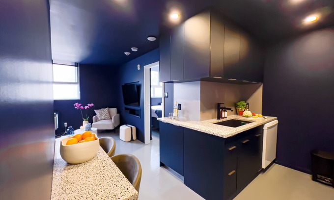 Shaughnessy Village Apartment | Explore Pierce Boutique Apartments with Spa and Breakfast