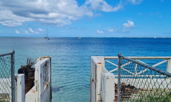 Grand Case Apartment | Discover Pierre's Place: Oceanfront Bliss in Grand-Case