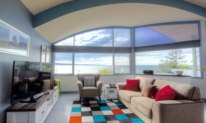 Lorne Apartment | Exceptional PierView Apartments: Family-Friendly Retreat