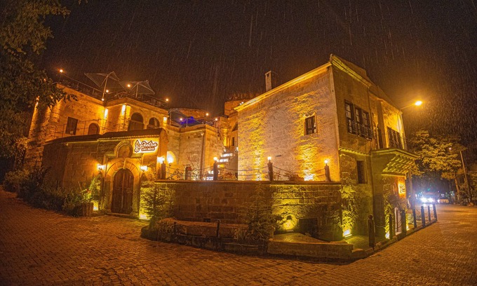 Nevsehir Hotel | Experience Pietra Cave Suites: Guest Rated 9.8 with Breakfast