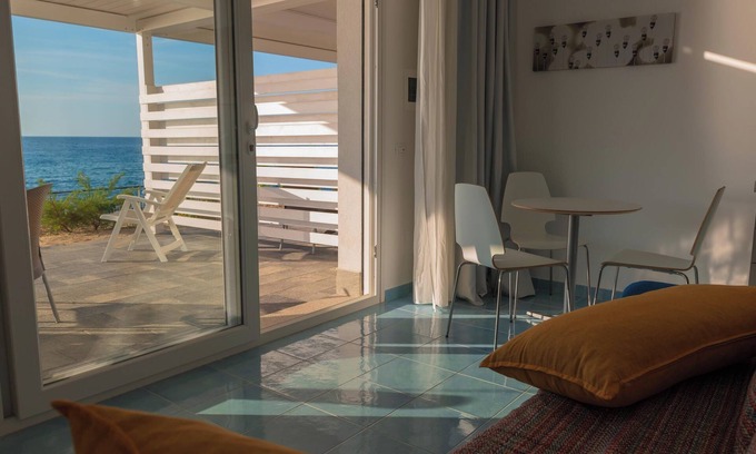 Pizzo House | Seaside Escape at Pietre Bianche: Pet-Friendly & Poolside