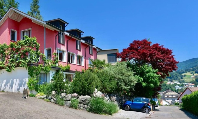 Wald Apartment | Cozy Holiday Apartment Wald ZH for Two with Kitchen Access