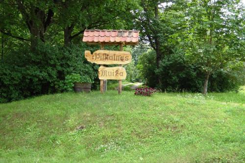 Zemgale House | Discover Pilkalnes muiža: Family-Friendly with Hot Tub