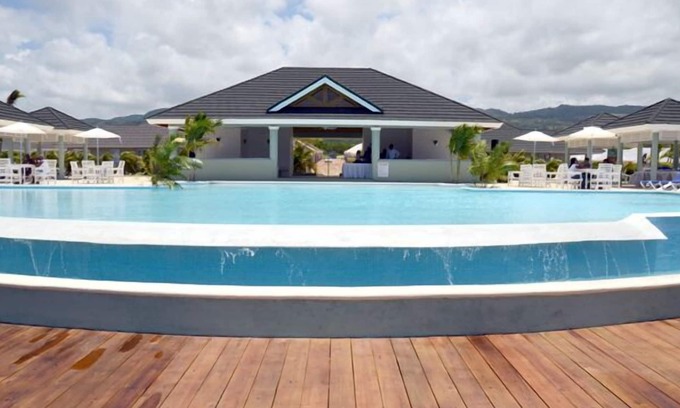 St. Ann's Bay House | Relax at Pimento Oasis - The Palms, Richmond with Ocean Views