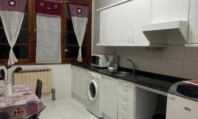 Salas Apartment | Pimo Plus La pola