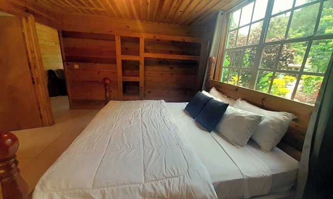 Loubiere Resort | Explore Pinard's Mountain Resort: Cozy Liberty Suite Cottage
