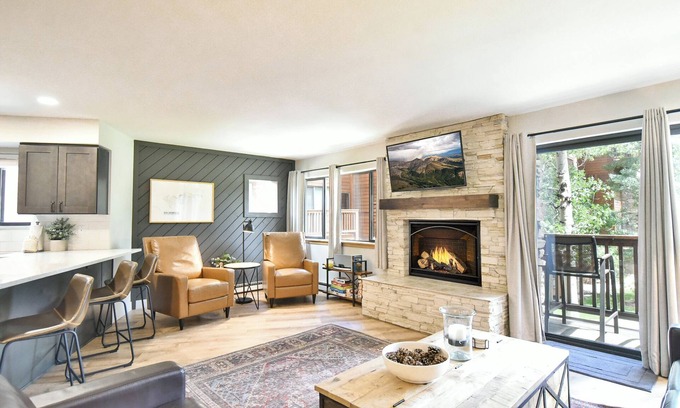 Historic District Condo | Pine Ridge Off-Piste Condo - Ski In, Walk to Downtown!