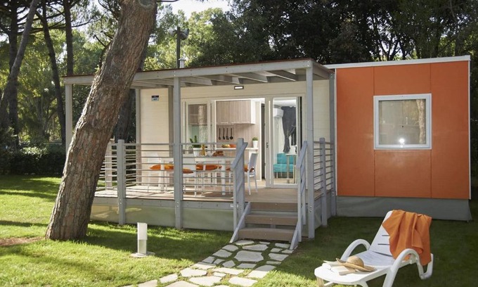 Baia Domizia Ski Chalet | Relaxing Stay at Belvilla by OYO Baia Domizia Camping