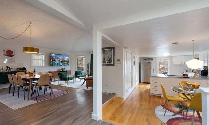 Fort Collins House | Convenient Pine Street Loft – Steps from Old Town Square!