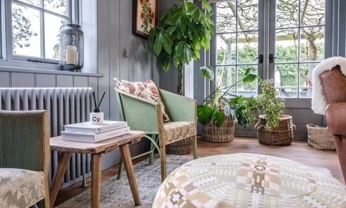 Woodbridge House | Inviting Pine Tree Cottage with Pool in Easton