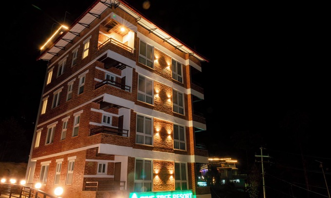 Baluwapati Deupur Resort | Cozy Pine Tree Resort: Family-Friendly with Breakfast Included