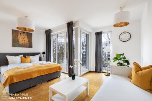 Wilsdruffer Vorstadt/Seevorstadt-West Apartment | Discover Pineapple Apartments near Dresden Zwinger - Family Friendly
