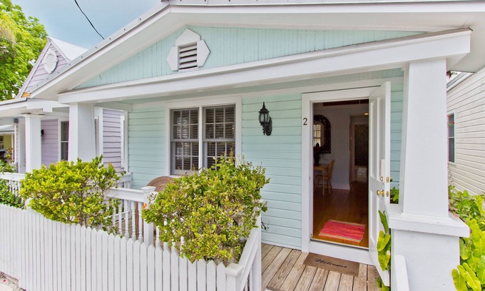 Old Town Cottage | Delightful Pineapple Cottage with Pool and Ocean Views